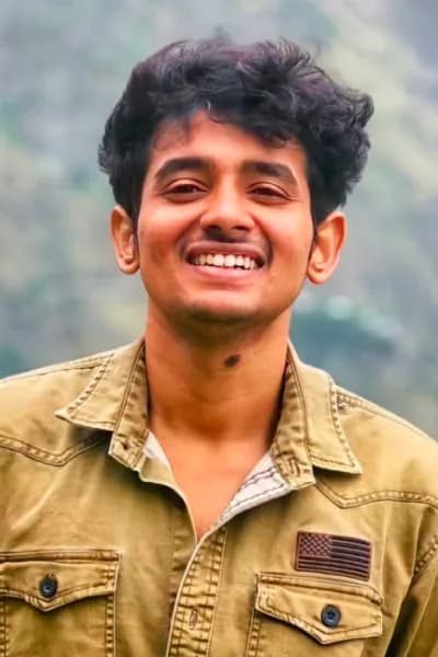 Mahadev Charan Tej